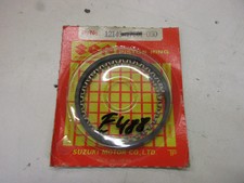 E488. Kolbenring Suzuki GT 550