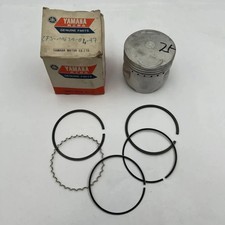 YAMAHA KOLBEN MIT KOLBENRINGE